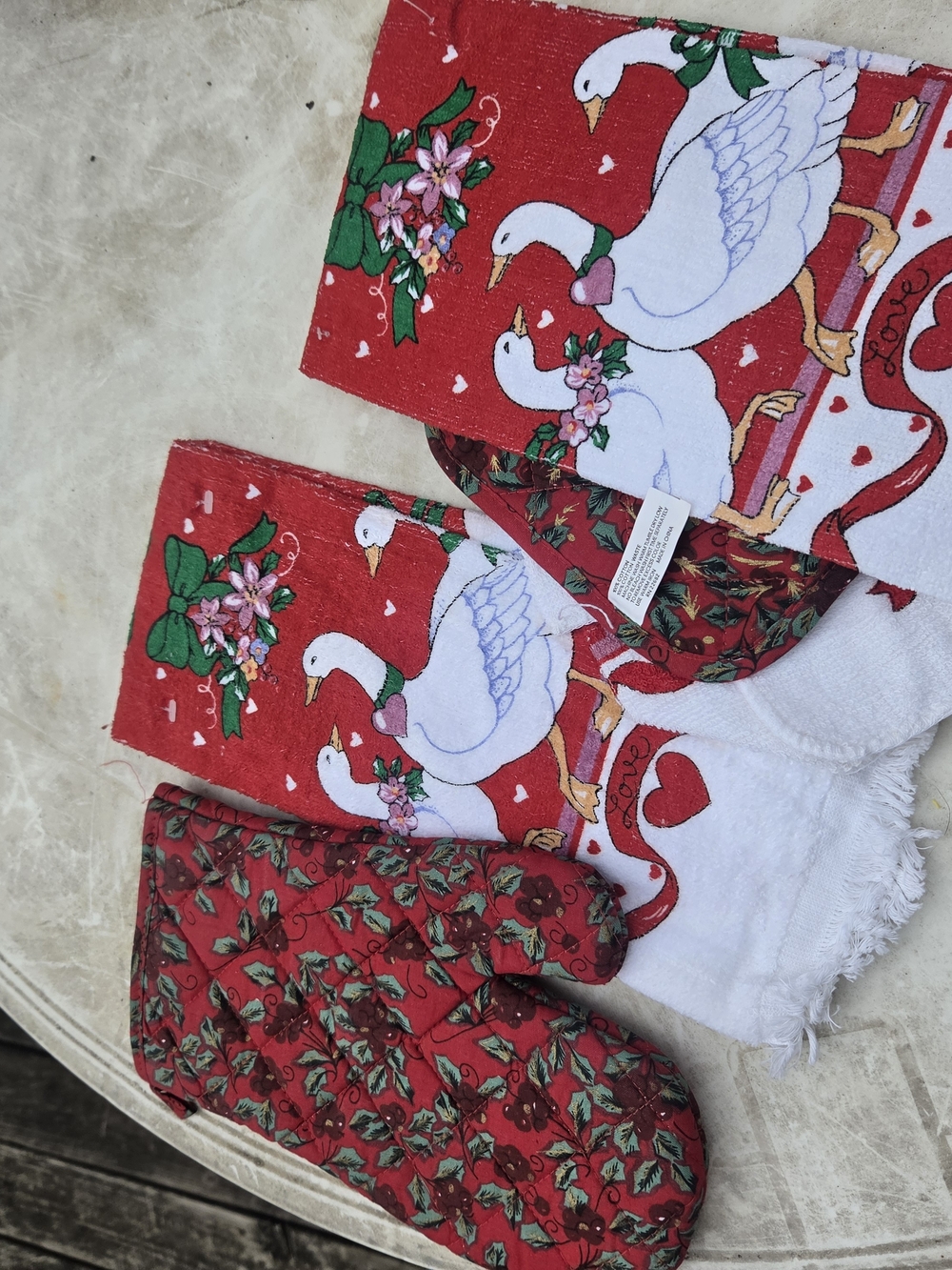 Festive Red Goose Kitchen Towel and Oven Mitt Set 1980s Vintage Never Used